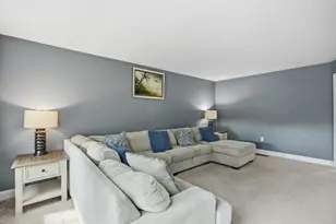 317 University Cir, Hooksett, NH 03106 - Photo 14