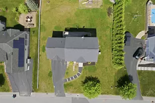 317 University Cir, Hooksett, NH 03106 - Photo 40