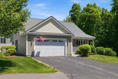 12 Thorn Hill Road #12, Hooksett, NH 03106 - Photo 2