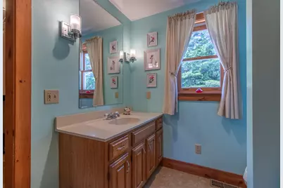 736 Pleasant Street, Newport City, VT 05855 - Photo 26