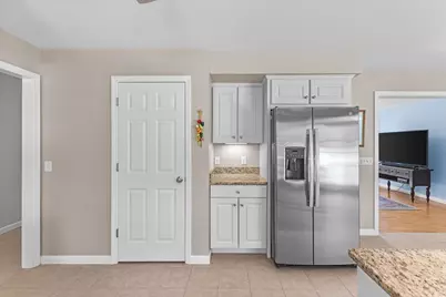 9 Butternut Circle, Milton, VT 05468 - Photo 8