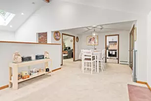 19 Wedgewood Dr, Londonderry, NH 03053 - Photo 6