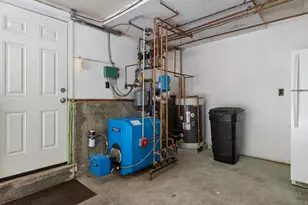 2 Harding Rd, Portsmouth, NH 03801 - Photo 34