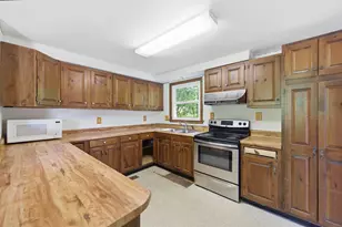 21 Greenfield Dr, Merrimack, NH 03054 - Photo 10