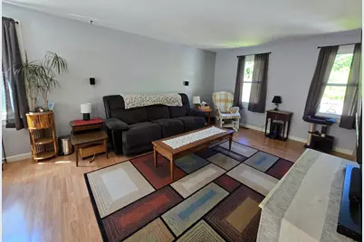 125 Main Street, Raymond, NH 03077 - Photo 4