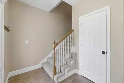 18 Hawthorne Drive, Auburn, NH 03032 - Photo 4