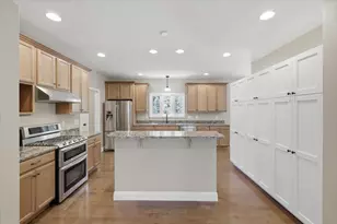 18 Hawthorne Drive, Auburn, NH 03032 - Photo 12