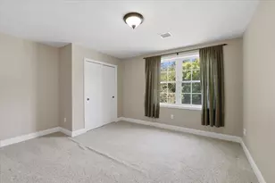18 Hawthorne Drive, Auburn, NH 03032 - Photo 32