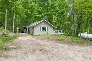 102 Highland St, Plymouth, NH 03264 - Photo 4