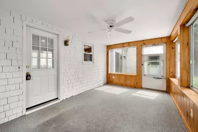 8 Maplewood Avenue, Manchester, NH 03102 - Photo 6