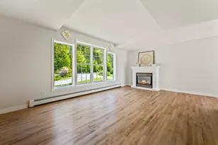 6 Button Rd, Jefferson, NH 03583 - Photo 14