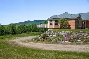 6 Button Rd, Jefferson, NH 03583 - Photo 2