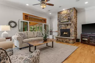 115 Odiorne Point Rd, Portsmouth, NH 03801 - Photo 10