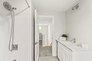 71 Driftwood Cir, Sandown, NH 03873 - Photo 30