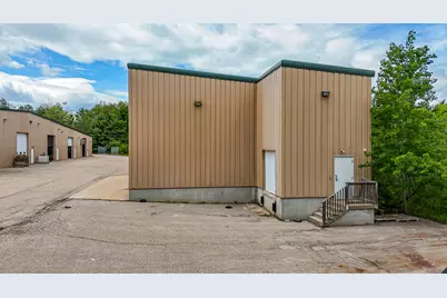 63 Airport Drive #9, Rochester, NH 03867 - Photo 6