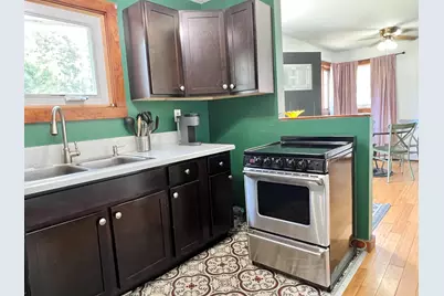 111 Central Street, Brattleboro, VT 05301 - Photo 12
