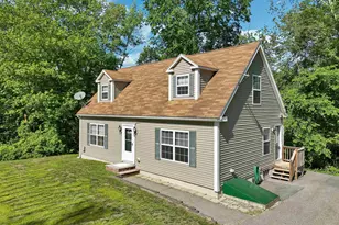 29 Lawrence Rd, Salem, NH 03079 - Photo 2