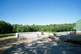 76 Island Pond Rd, Derry, NH 03038 - Photo 2