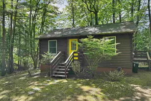 11 Robin Shore Dr, Canterbury, NH 03224 - Photo 2