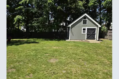 70 Brennan Street, Manchester, NH 03109 - Photo 8