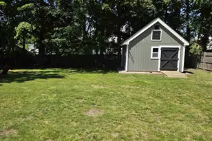 70 Brennan St, Manchester, NH 03109 - Photo 8
