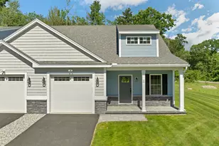 1 Cameron Ct, Hampstead, NH 03841 - Photo 2
