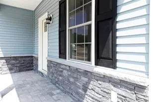 1 Cameron Ct, Hampstead, NH 03841 - Photo 2
