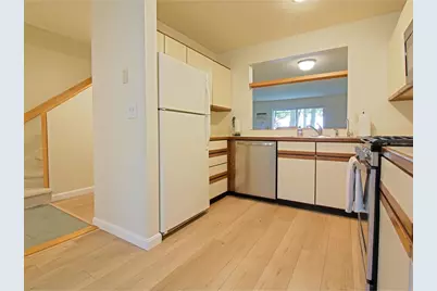 96 Northshore Drive, Burlington, VT 05408 - Photo 10