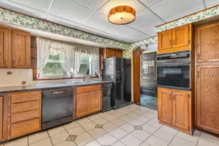 102 Bank St, Lebanon, NH 03766 - Photo 8