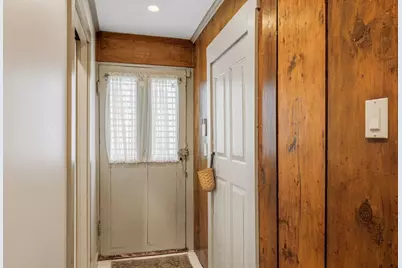 395 Pleasant Street, Portsmouth, NH 03801 - Photo 34