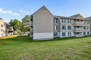132 Eastern Ave, Manchester, NH 03104 - Photo 20