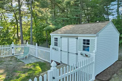 17 Xenia Street, Nashua, NH 03062 - Photo 10
