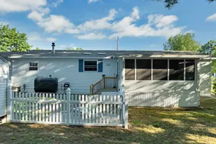 17 Xenia St, Nashua, NH 03062 - Photo 6