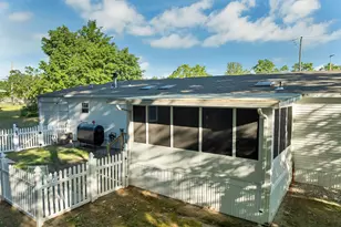 17 Xenia St, Nashua, NH 03062 - Photo 8