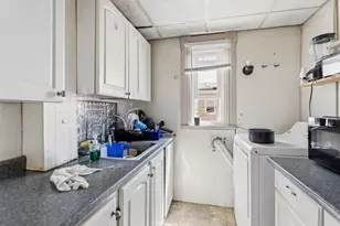 217 Spruce St, Manchester, NH 03103 - Photo 30