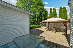 2263 Elm St, Manchester, NH 03104 - Photo 8
