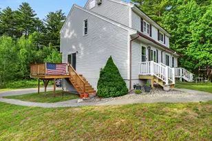 24a Fairway Rd, Londonderry, NH 03053 - Photo 2