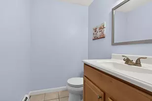 24a Fairway Rd, Londonderry, NH 03053 - Photo 12