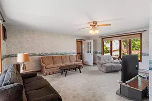 148 Charles St, Rochester, NH 03867 - Photo 8