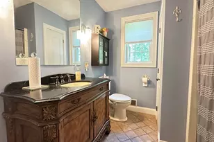 172 Arah St, Manchester, NH 03104 - Photo 34