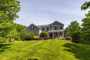 8 Heron Way, Stratham, NH 03885 - Photo 4