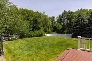 8 Heron Way, Stratham, NH 03885 - Photo 16