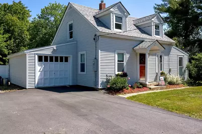 109 Baboosic Lake Road, Merrimack, NH 03054 - Photo 2
