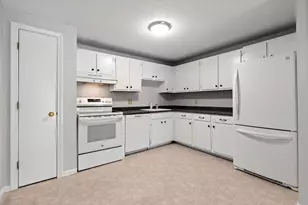 910 White Cedar Blvd, Portsmouth, NH 03801 - Photo 12