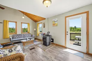 8 Israels River Rd, Jefferson, NH 03583 - Photo 4