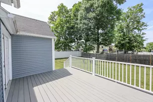 78 Candia Rd, Manchester, NH 03109 - Photo 10