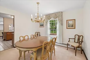 11 Parkhurst Dr, Hudson, NH 03051 - Photo 18