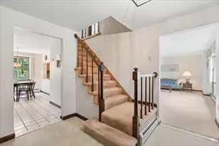 11 Parkhurst Dr, Hudson, NH 03051 - Photo 8
