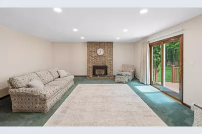 11 Parkhurst Drive, Hudson, NH 03051 - Photo 10