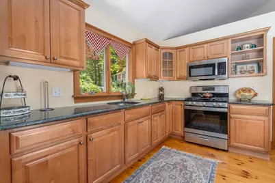 31 Lake View Drive, Strafford, NH 03884 - Photo 8